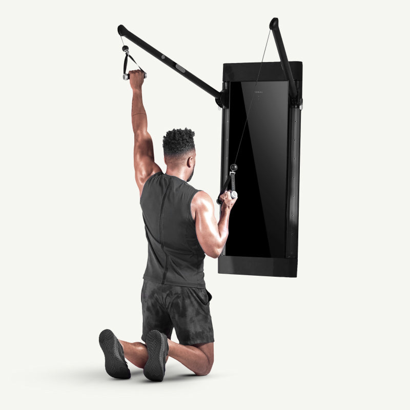 Alternating Neutral Lat Pulldown