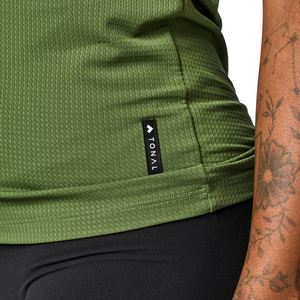Close up of Tonal Performance Lifestyle Tee fabric and bottom hem